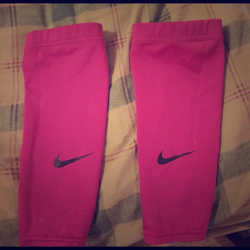 Nike arm warmers
